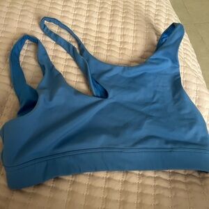 Alo Yoga sports bra